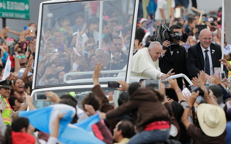 Illustration for article titled Pope Francis Is Rolling In This Sweet Jeep Wrangler Popemobile Now
